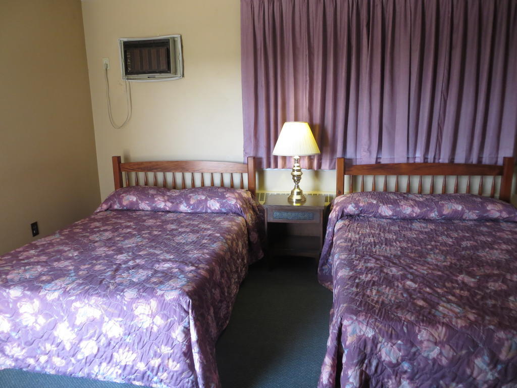Riverview Motel 2*